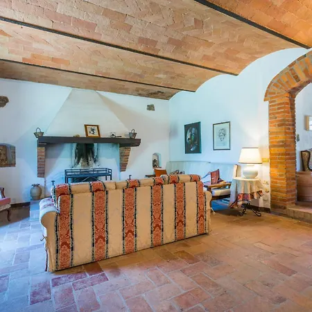 Semesterbostad Casino Di Lecceto By Interhome