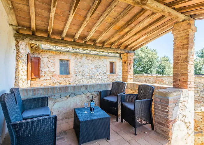 بيت للعطل Casino Di Lecceto By Interhome